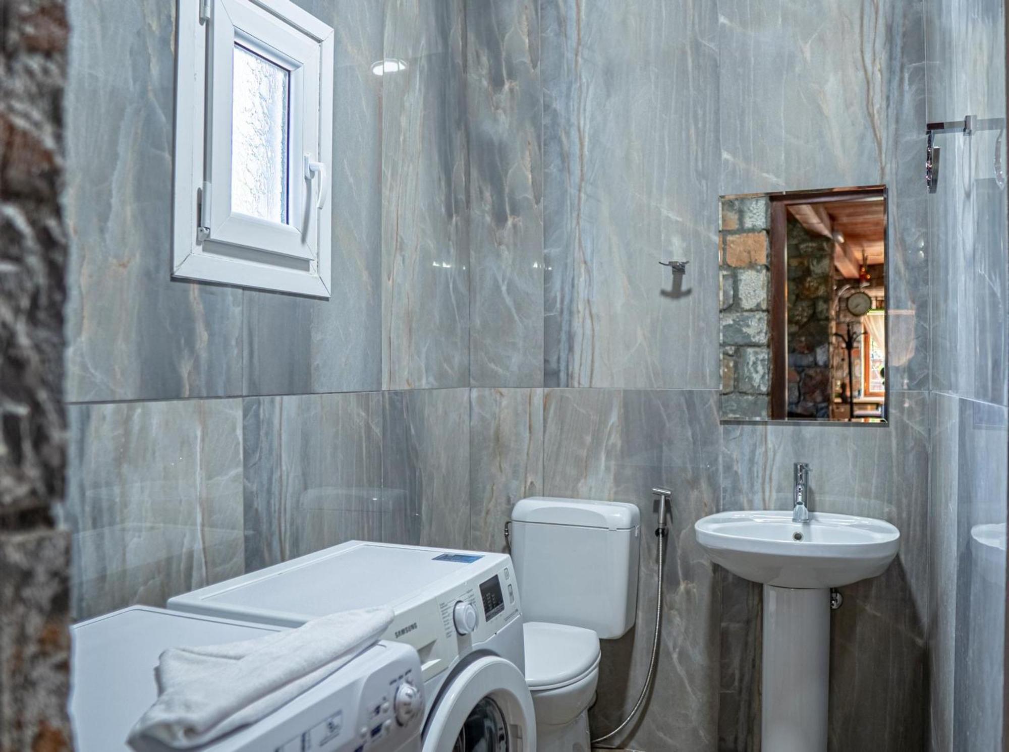 Iris Stone Built Villa Μίλατος Εξωτερικό φωτογραφία